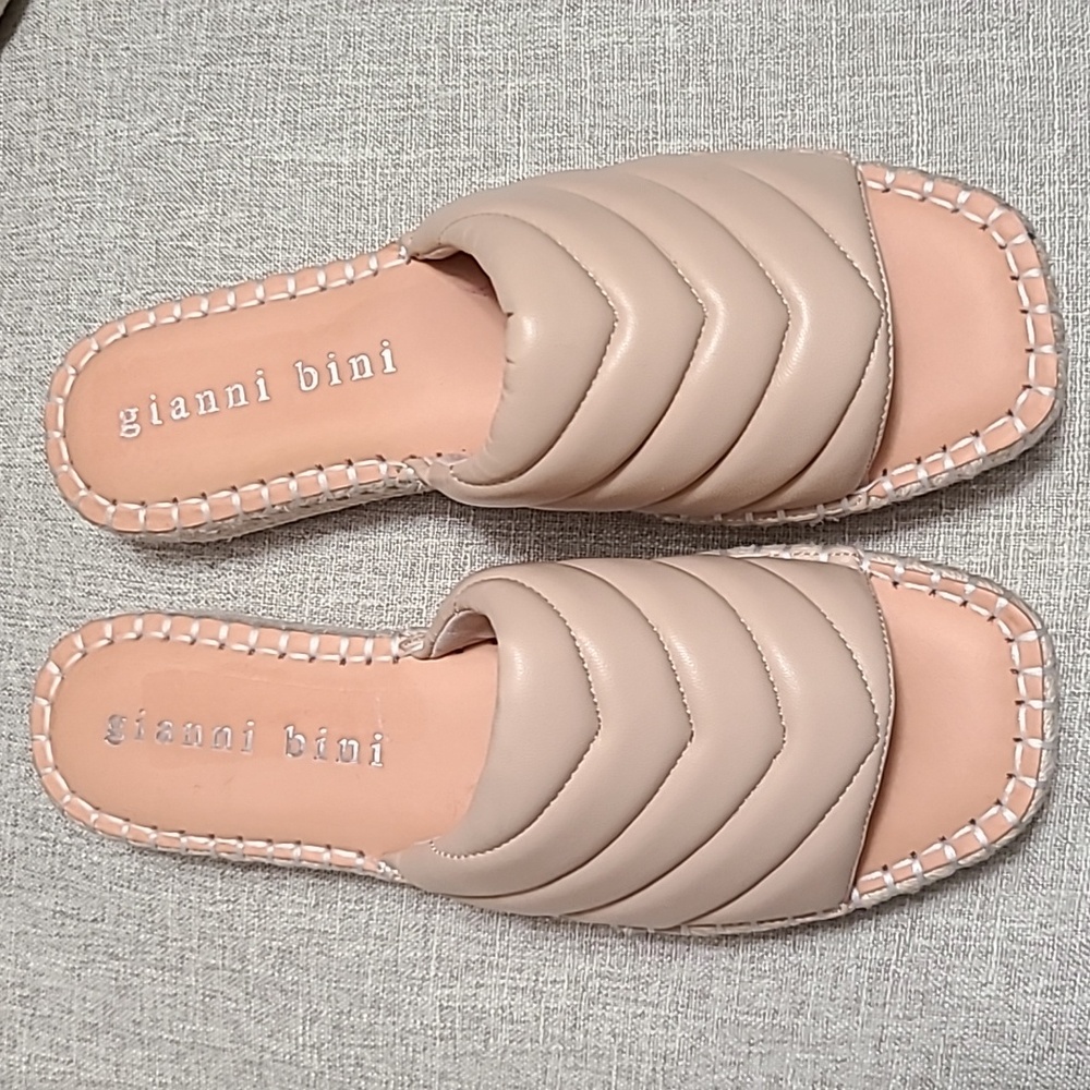 Gianni Bini Evert Leather Platform size 9.5